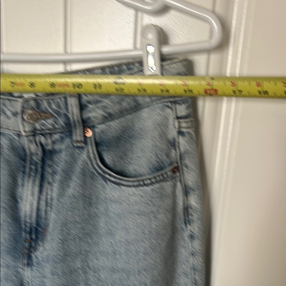 H&M Light Blue Straight Leg Jeans - Picture 4 of 10